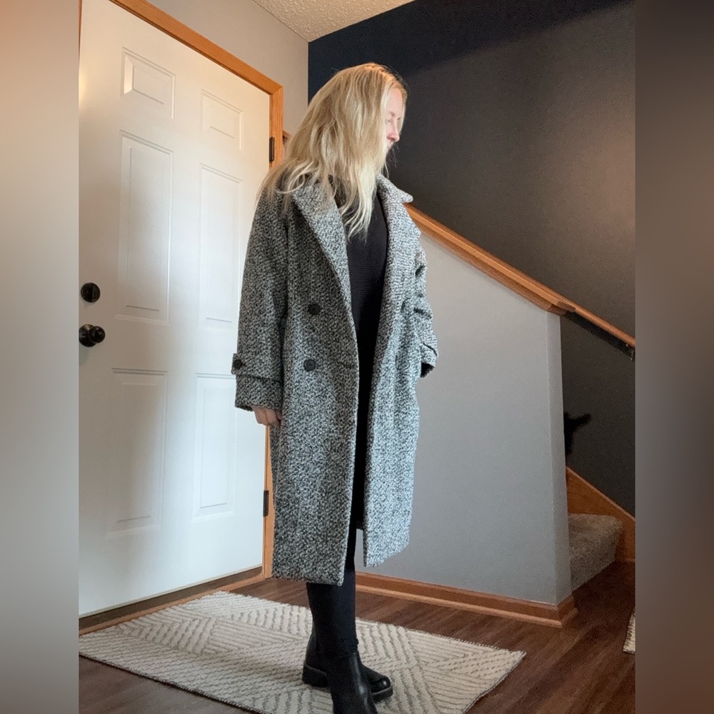 Women’s Double Breasted Cocoon Overcoat